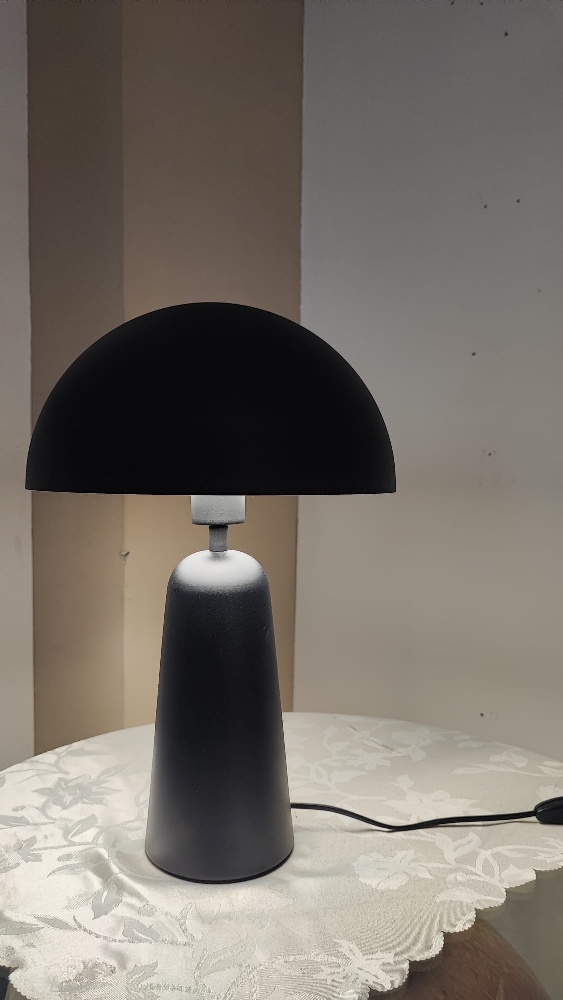 Lampada a fungo nera a lampadina a led